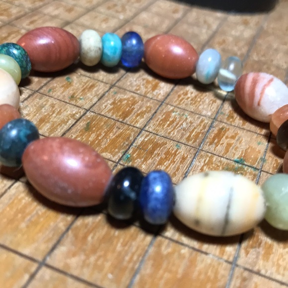 Semiprecious Natural Stone Crystal Mix Beaded Bracelet 7”L Stretchy Elastic EVC - Picture 9 of 13